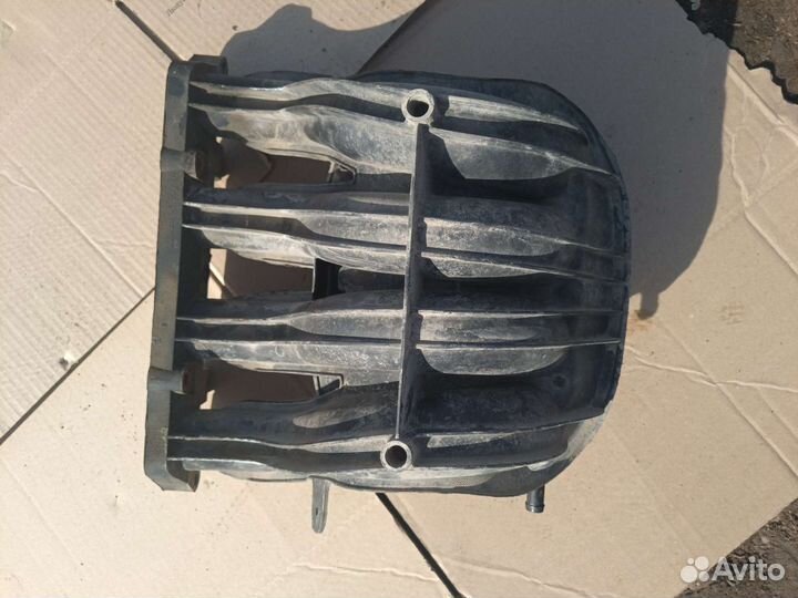 Впускной коллектор Chrysler Sebring 2.4