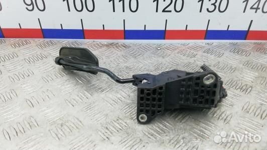 Педаль газа toyota camry V50 (7DN10NW01)