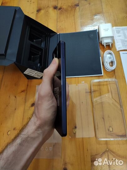 TECNO Pova 5 Pro 5G, 8/128 ГБ