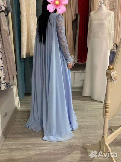 Вечернее платье