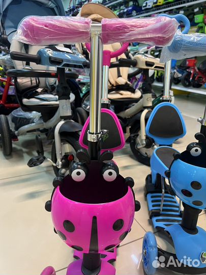 Самокат - беговел с ручкой 3 в 1