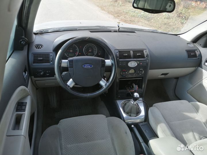 Ford Mondeo 3 2000