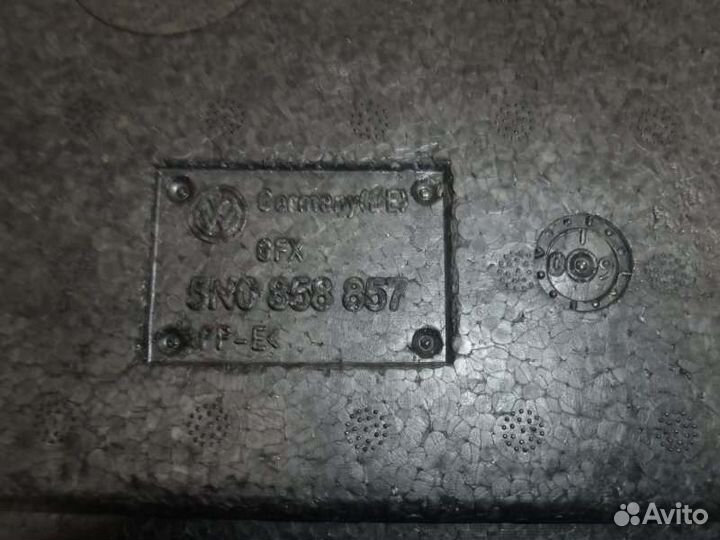 Ящик для инструментов Volkswagen Tiguan cava 2009