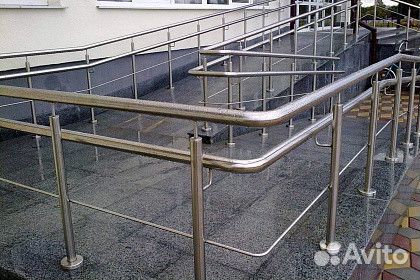 Перила, поручни, ограждения из нержавеющей стали