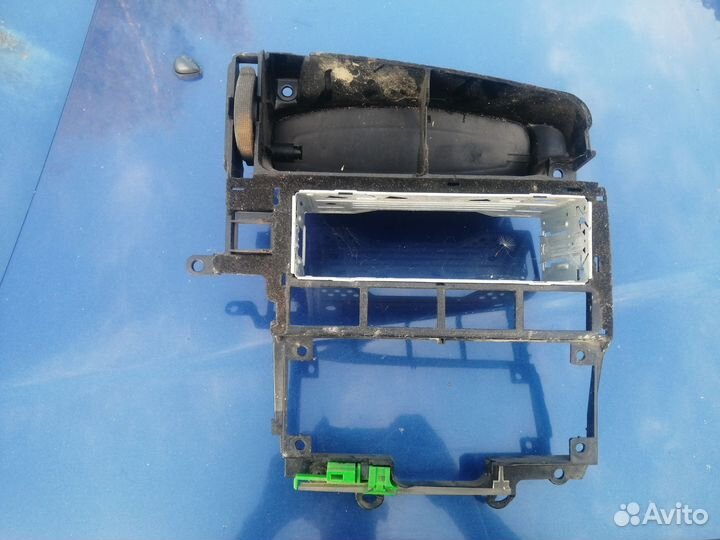 Рамка магнитолы volkswagen passat b4