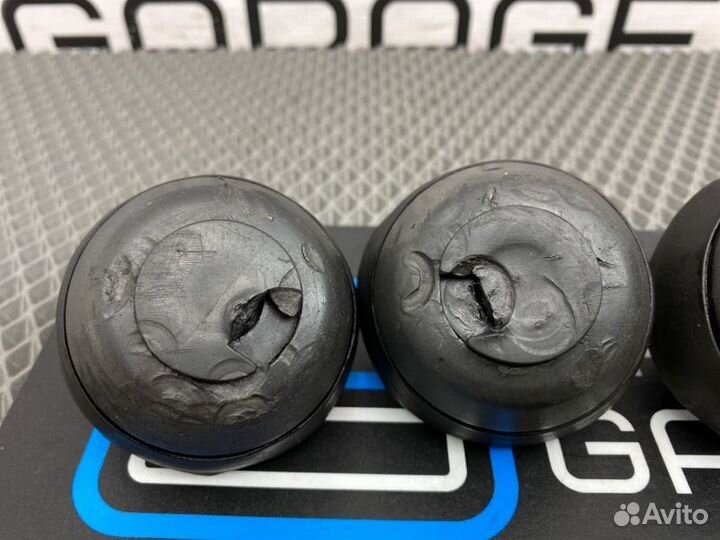 Опора домкрата Mercedes-Benz E-Class W124 104.992