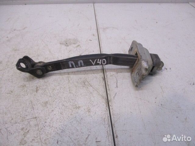 Ограничитель двери передний правый Toyota Camry V40