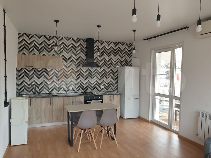 Дом 64 м² на участке 6,8 сот.