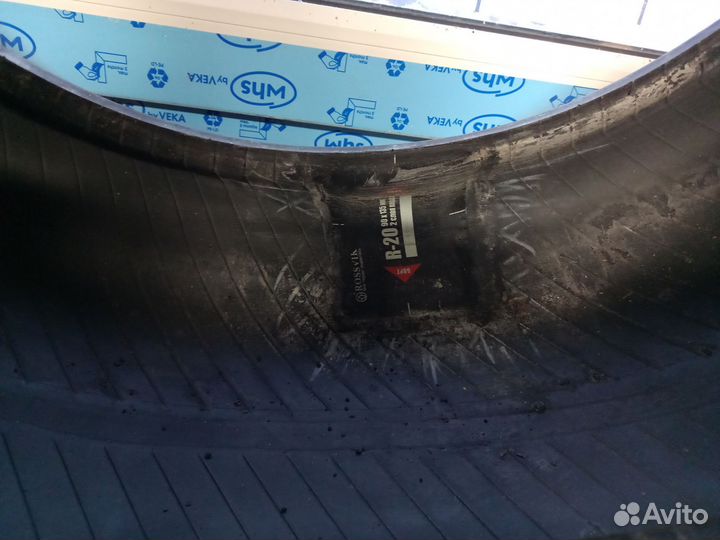 Tigar Winter 235/45 R18