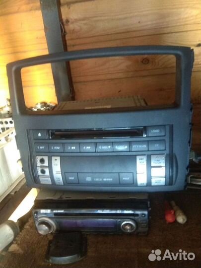 Штатная магнитола для mitsubishi pajero