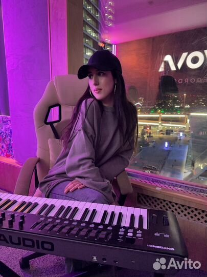 Преподаватель по вокалу Москва Сити