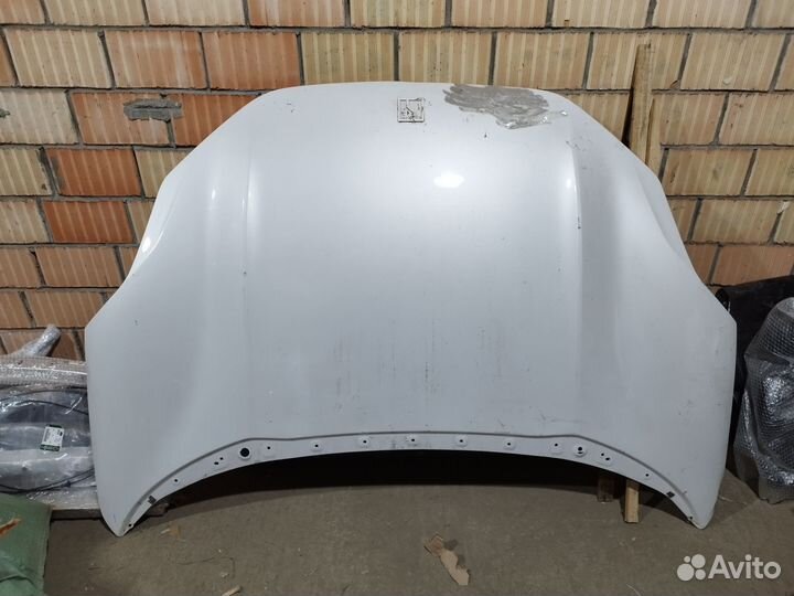 Капот zeekr 001 б/у с лёгкими повреждениями