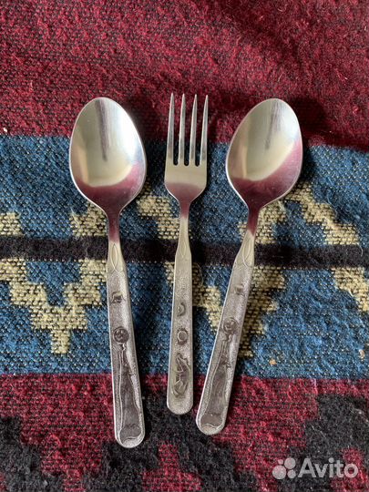 Столовые приборы