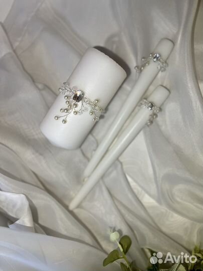 Свадебные бутылки, бокалы, свечи венчальные