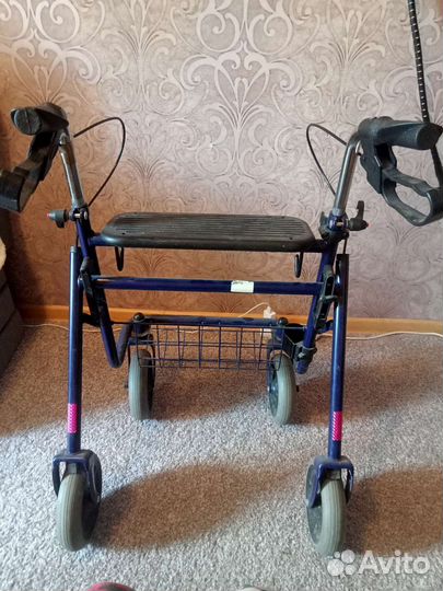 Ходунки для взрослых инвалидов