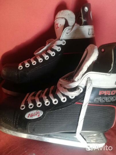 Коньки хоккейные