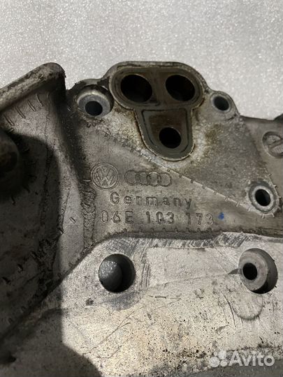 Крышка коленвала задняя 06E103173 Ауди А6 С6
