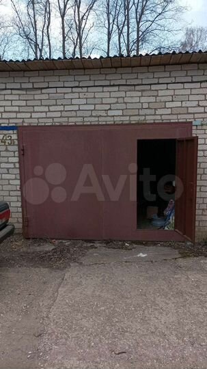 Гараж, > 30 м²