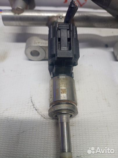 Топливная рейка Mazda 3 Bl хетчбек PE 2.0 2011