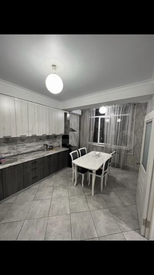 2-к. квартира, 50 м², 4/9 эт.