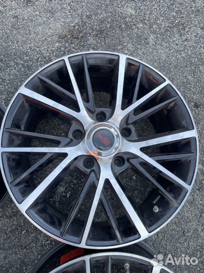 Реплика 20 Toyota LC200 Lexus LX