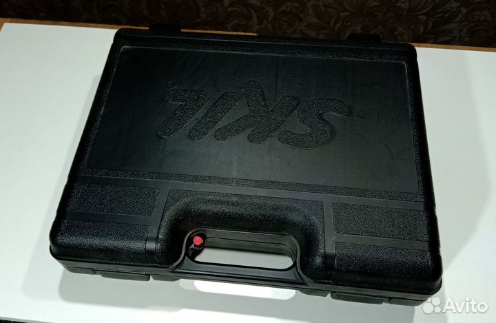 Радиомикрофон AKG SR61