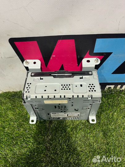 Блок радио Ford Mustang 6 S550 рест. 60F 2018