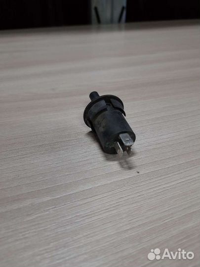 Концевик двери Scania 5 серия