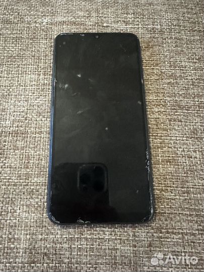 Samsung Galaxy A10, 2/32 ГБ