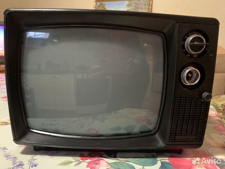 Телевизор