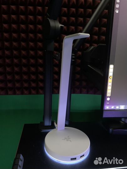 Razer Base Station V2 Chroma