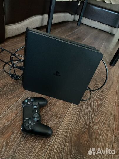 Sony playstation 4 slim