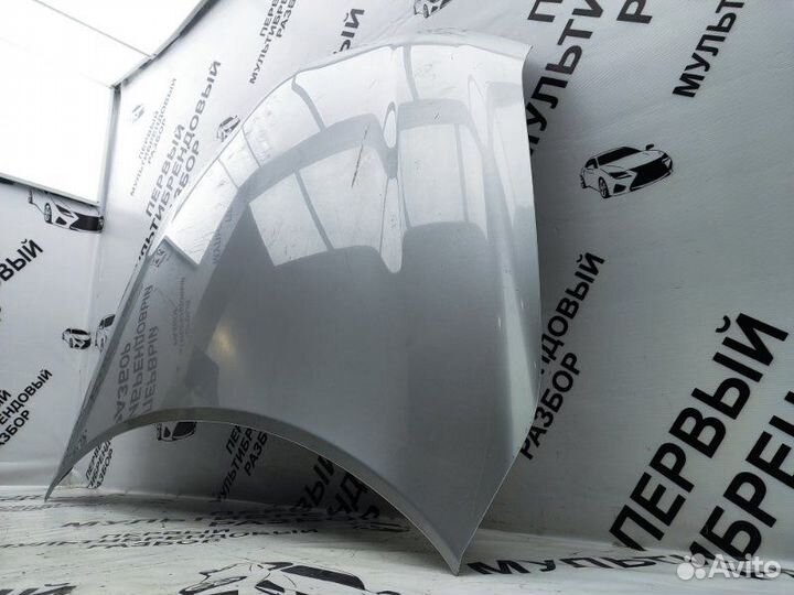 Капот Toyota Camry 40