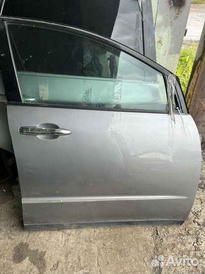 Дверь передняя правая subaru tribeca