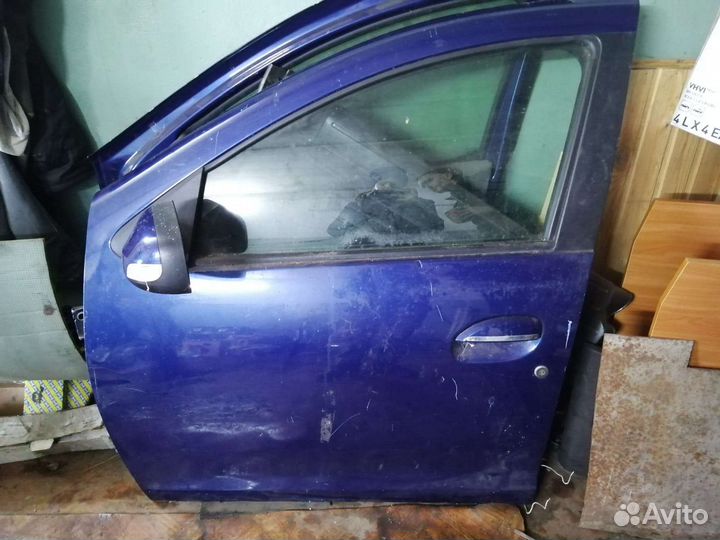 Двери на renault logan 2