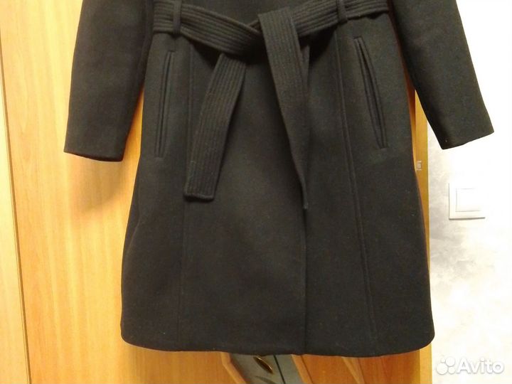 Пальто демисезонное. Шерсть. Объём груди 112см