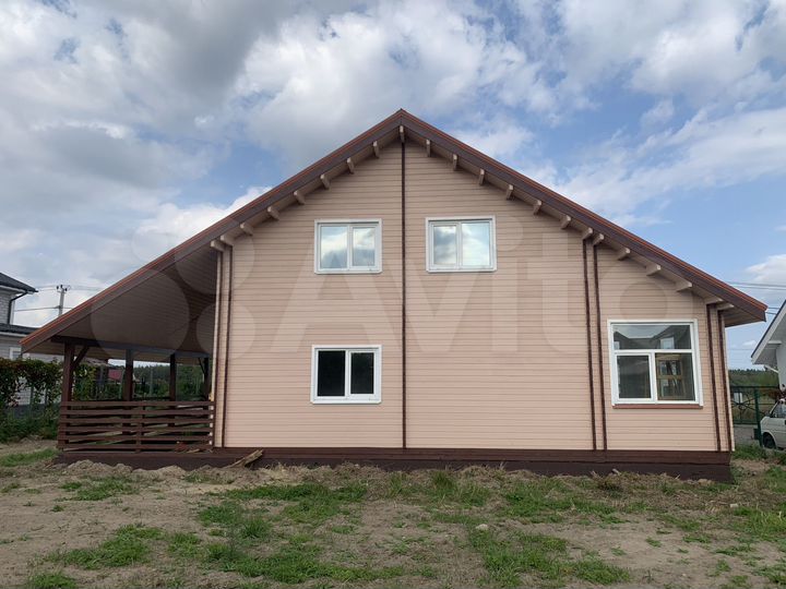 Дом 174 м² на участке 10 сот.