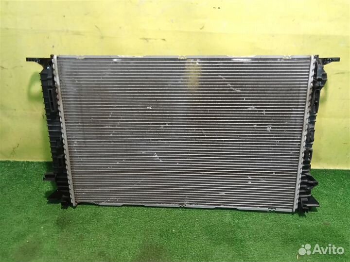 Радиатор основной Audi Q5 (8R) 2008