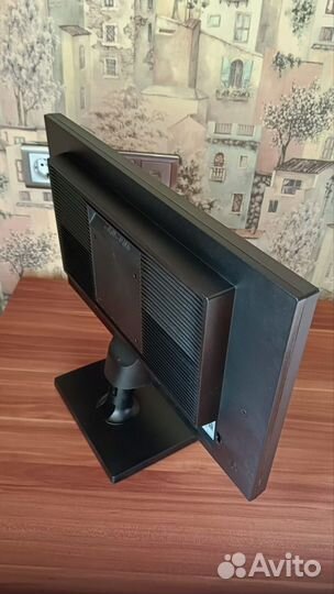 Монитор Samsung S22E200N