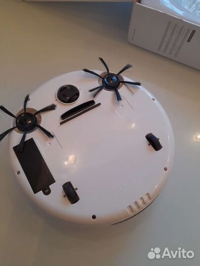 Робот пылесос новый