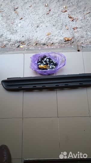 Заглушка в передний бампер Пежо 308