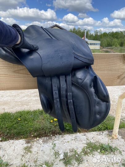 Конкурное седло