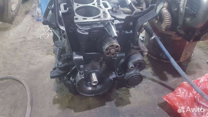 Коленвал, насос, блок Renault Megane 1.5 дизель