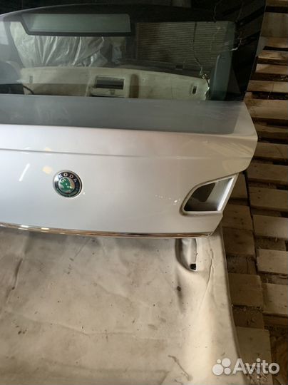 Крышка багажника шкода суперб-2-2009