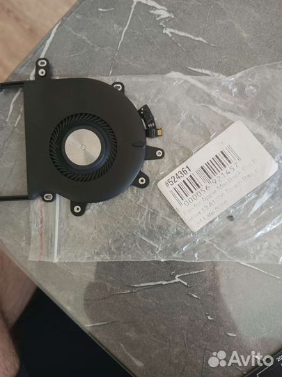 Macbook на запчасти