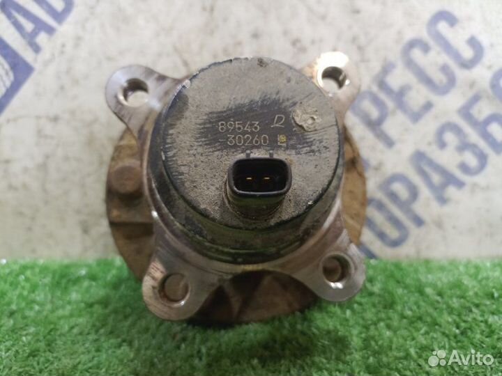 Ступица передняя правая Toyota Mark X седан 2.5