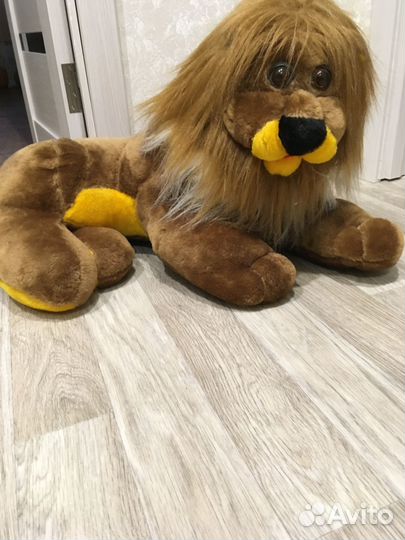 Продам Льва - мягкую игрушку