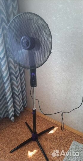 Вентилятор напольный с пультом