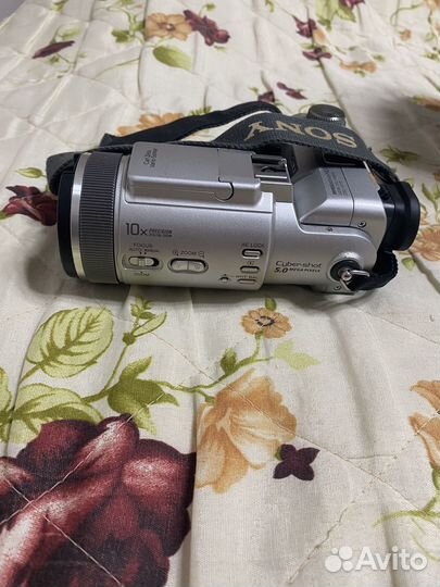 Видеокамера sony