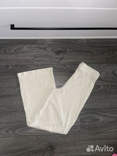 Легкие штаны h&m